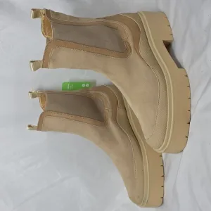Sam Edelman Lulia water Repellent Suede  Lugged Distressed Boots Womens 10 Nwob