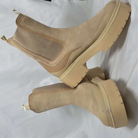 Sam Edelman Lulia water Repellent Suede  Lugged Distressed Boots Womens 10 Nwob