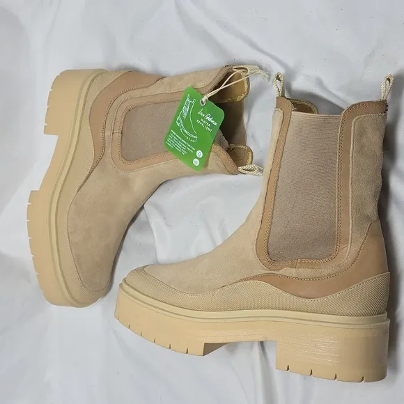 Sam Edelman Lulia water Repellent Suede  Lugged Distressed Boots Womens 10 Nwob