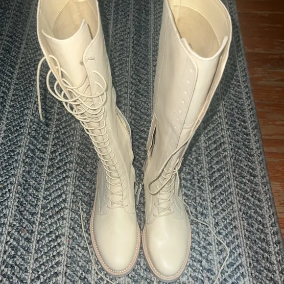 Sam Edelman Nance Tall Lace Up Boots in Cream, size 7.5