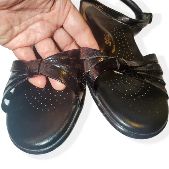 SAS Tripad Comfort Black Patent Leather Sandal 9.5