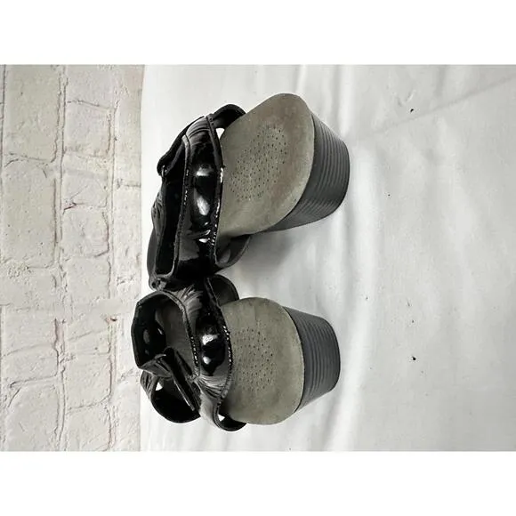 SAS Tripad Comfort Sunburst Black Patent Leather Sandals Size 7.5 Wide