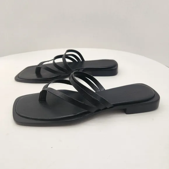 Schutz sandals women's 7B black leather  Rania strappy flip-flops comfy new $130