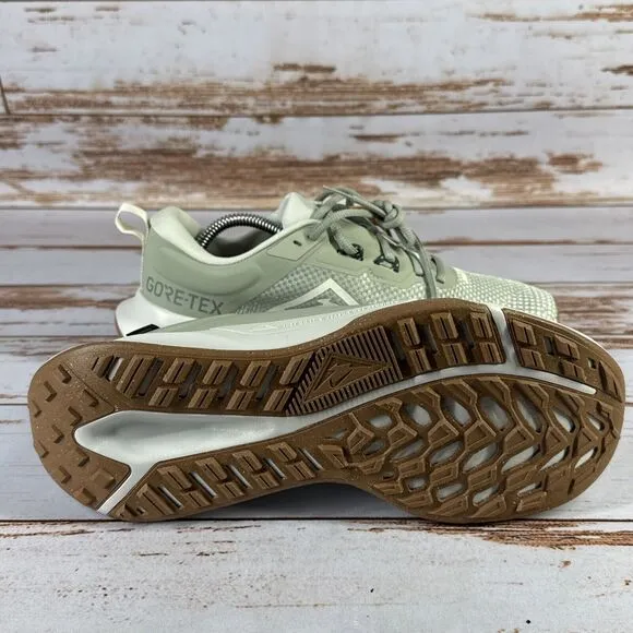 Size 8 Nike Juniper Trail 2 GORE-TEX Running Shoes Jade Horizon / Sea Glass