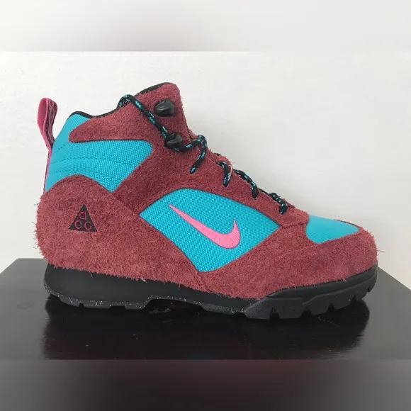 Size 9 Mens Nike ACG Torre Mid Waterproof Hiking Shoes Boots Red Teal FD0212-600