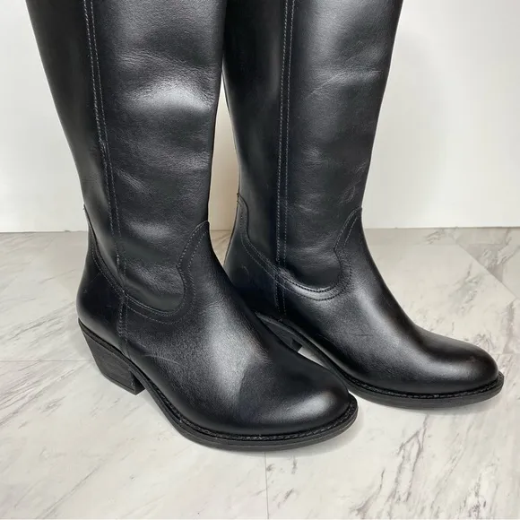 Sofft Astoria Black Leather Tall Boot 8M