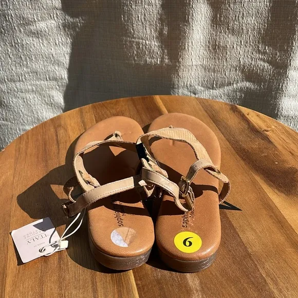 Sophia Milano Women's Shoes Sandals Flip Flops Tan Nubuck Size 9