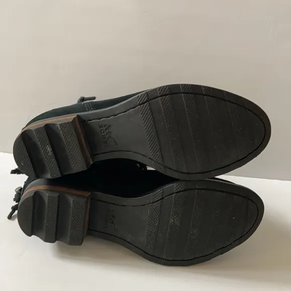 Sorel Farah Short Black Boots Size 9.5