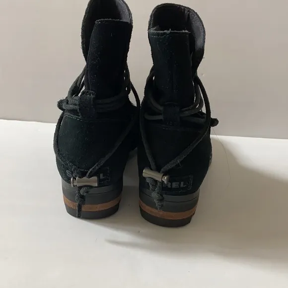 Sorel Farah Short Black Boots Size 9.5