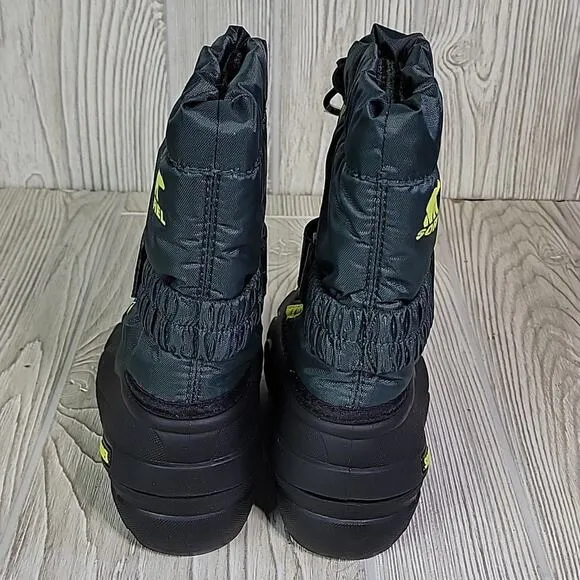 Sorel Flurry Winter Snow Boots Green Black Waterproof Kids Toddler Size 9 NIB
