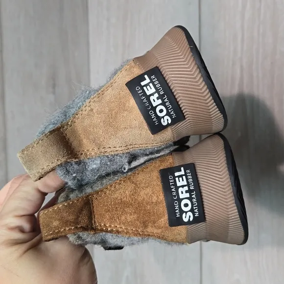 Sorel Kids Unisex Ankle Sneakers Waterproof Boots shoes sz 12 toddler