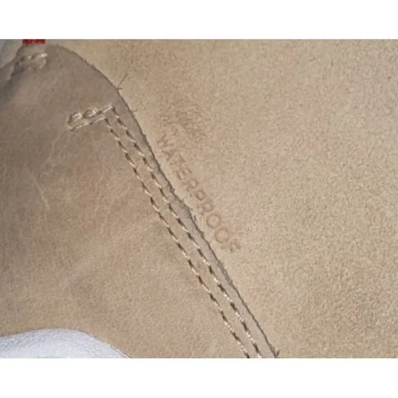 Sorel Kinetic Breakthru Caribou Womens Suede WP Insulated Boots Size 8.5 Cream
