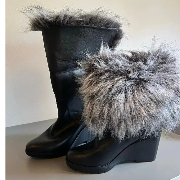 Sorel Park City fold over wedge boots size 7