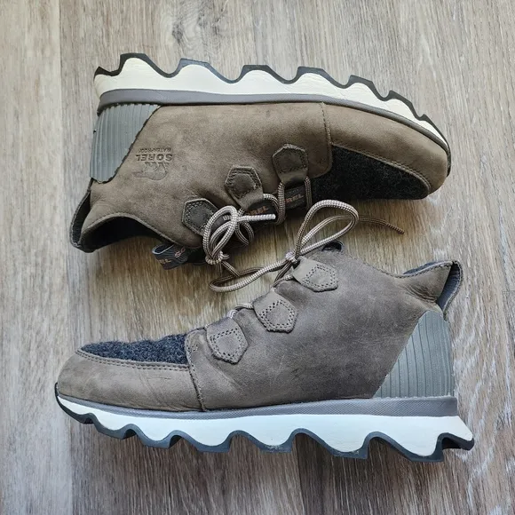 SOREL Sneakers Women's Kinetic Caribou Boot Waterproof Size 9.5
