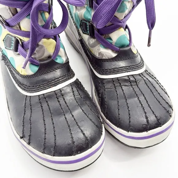 Sorel Tivoli Short boots Purple and Teal size 5