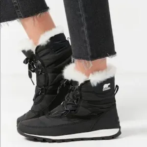 Sorel Whitney fur short lace up boots black size 7