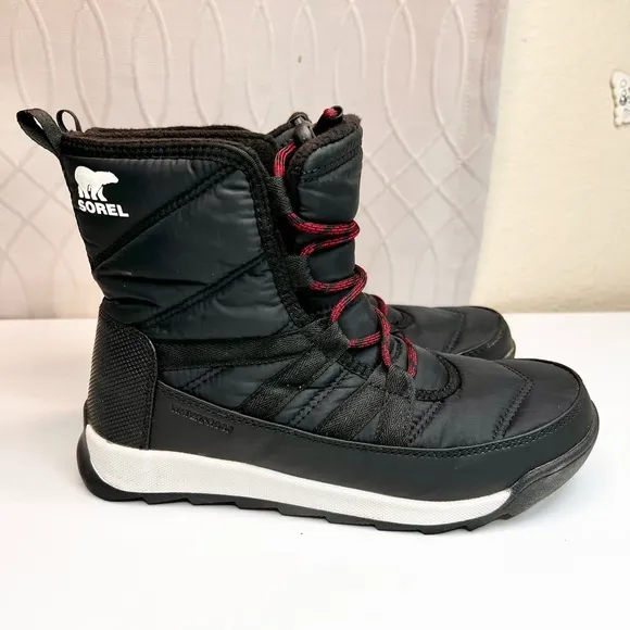 Sorel Whitney II Short Lace Boots Women’s  Size 5
