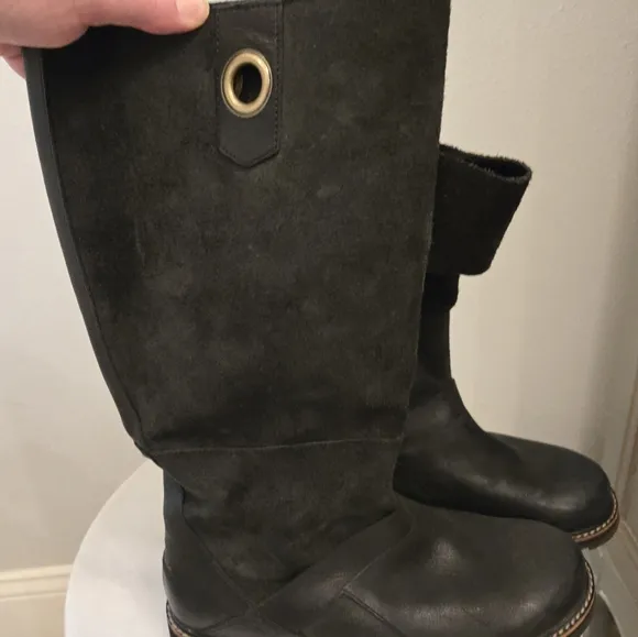 Sorel Wicked Tall suede boots