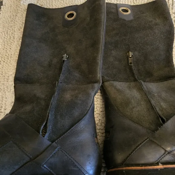 Sorel Wicked Tall suede boots