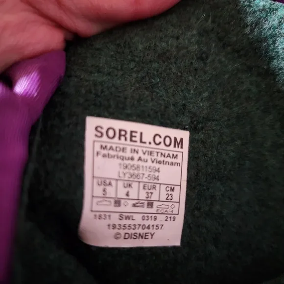 Sorel x Disney Frozen Winter Boots NWT Big Girls