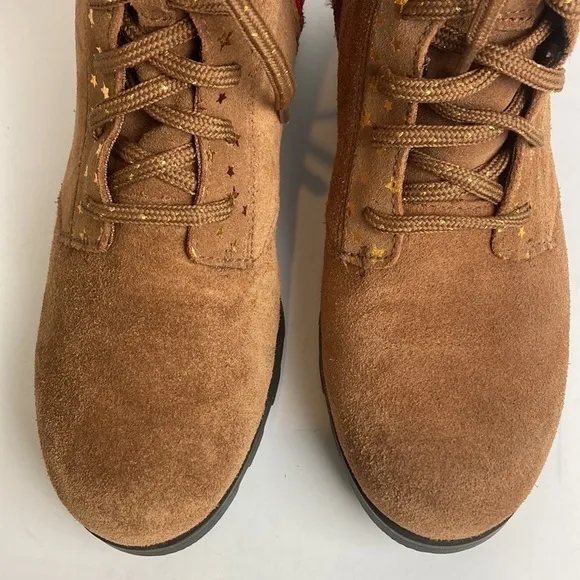 Sorel Youth Emelie Short Lace Velvet Tan Girls Boots Size 5 Stars Waterproof