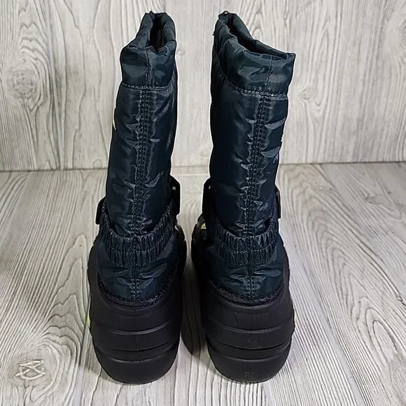 Sorel Youth Flurry Waterproof Snow Boots Spruce/Grill Kids Size 6 NEW