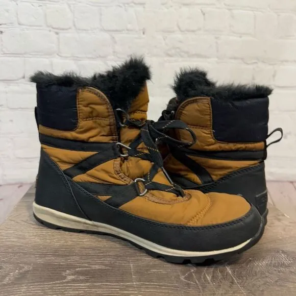 Sorel Whitney Short Lace Boots size 10