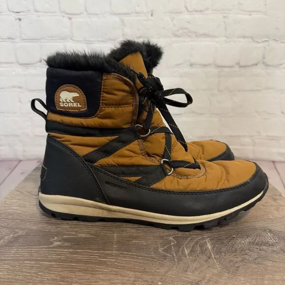 Sorel Whitney Short Lace Boots size 10