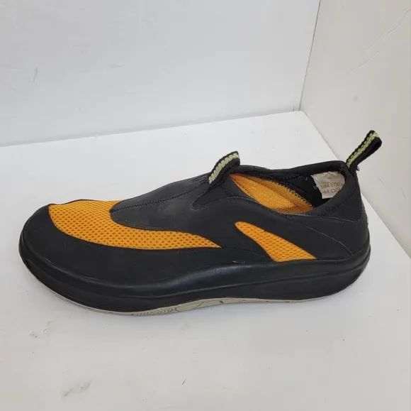 Sperry’s Hydro Active Men's  H2O Escape Bungee Sneaker Water Shoes Size 10