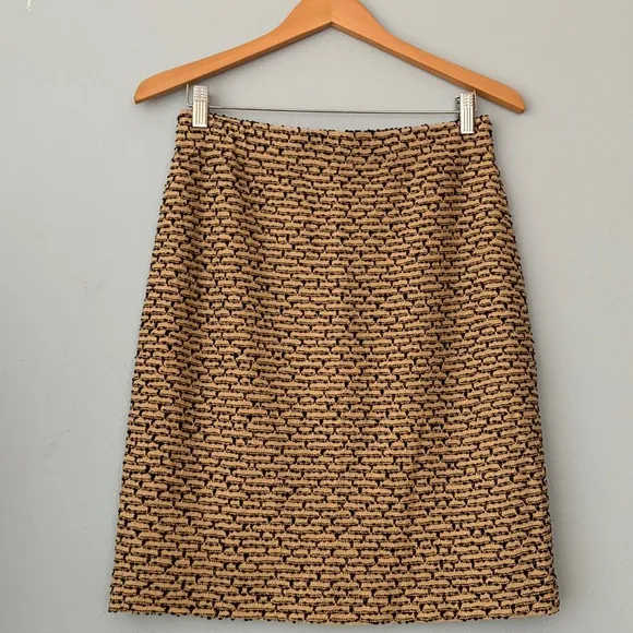 St John • By Marie Gray Gold &amp; Black Bouclé Tweed Knit Pencil Skirt Size 8
