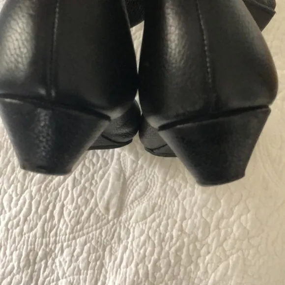 Steve Madden Black Leather Tall Buckle Boots size 6
