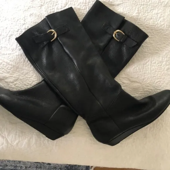 Steve Madden Black Leather Tall Buckle Boots size 6