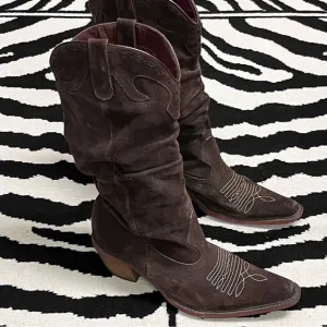 Steve Madden Chocolate Brown Suede Slouchy Saddle Cowboy Boots Size 10