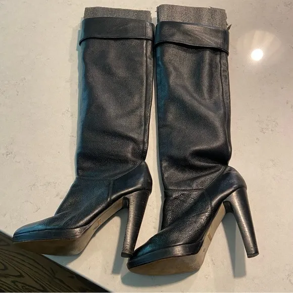 Steve Madden Tall Knee High Black Pebble Leather Heeled Boots Size 9