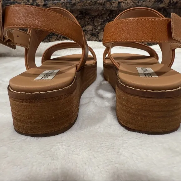 Steve Madden Teenie Flatform Wedge Sandals In Cognac Leather