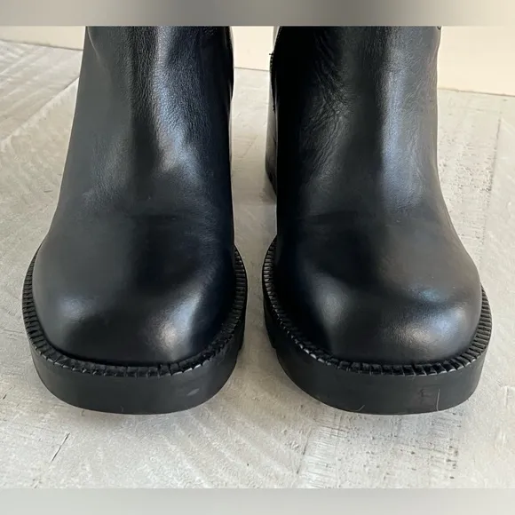 Steve Madden Womens Gyrate Leather Tall Knee-High Boots Like New Size 9 NWOB