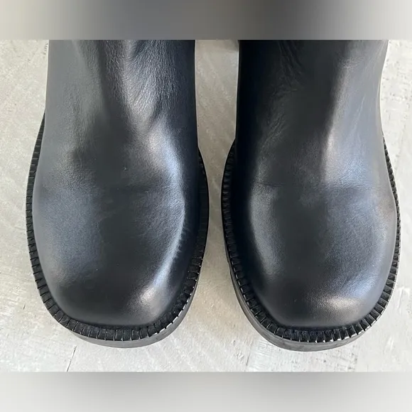 Steve Madden Womens Gyrate Leather Tall Knee-High Boots Like New Size 9 NWOB