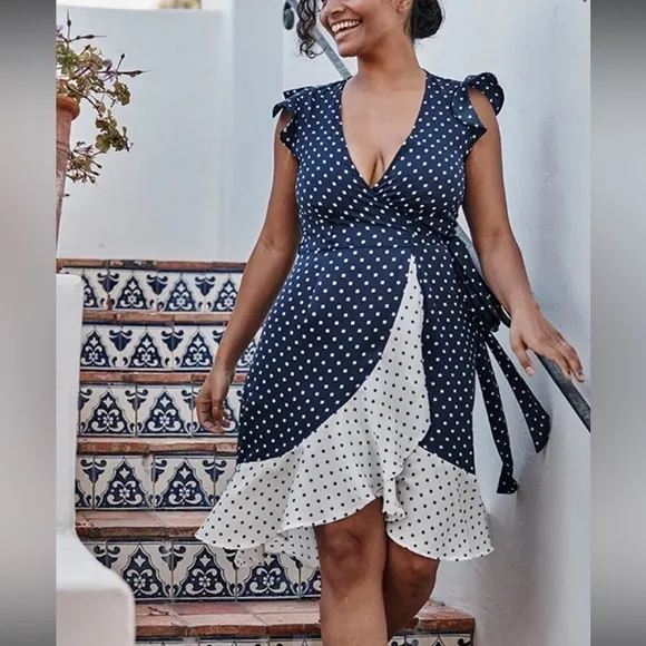 SUMMERSALT The Beach to Brunch Wrap Dress in Square Dot in Deep Sea &amp; White Sand