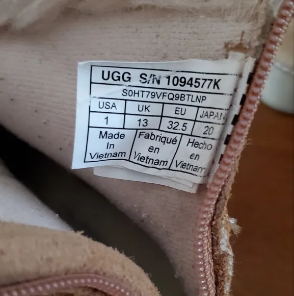 Tall Zippered UGGs