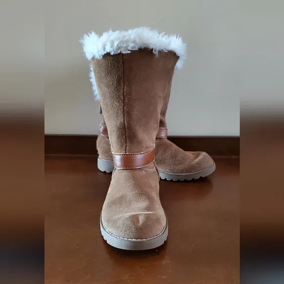 Tall Zippered UGGs