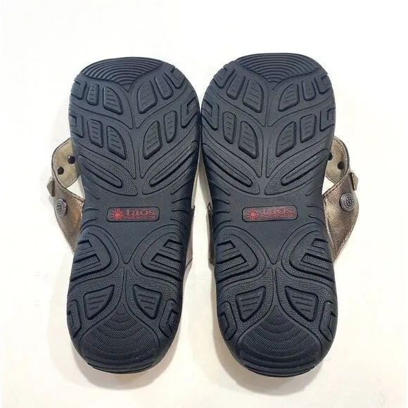 TAOS Red Willow Wanda Leather Thong Flip Flop Sandals Women's SZ 7 US 38 EU EUC