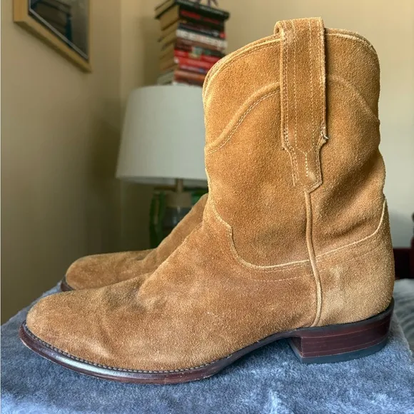 Tecovas the Dean honey suede short boots