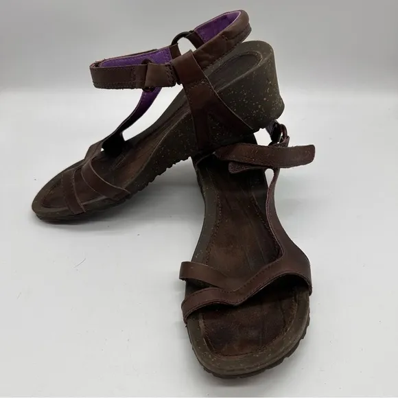 Teva Ysidro Universal Wedge Purple / Brown Sandals 9