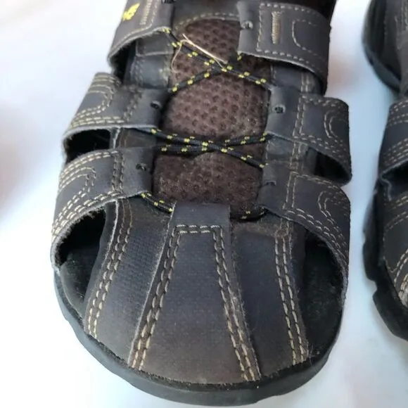 Teva NWOT Men's close toe sandal (9)