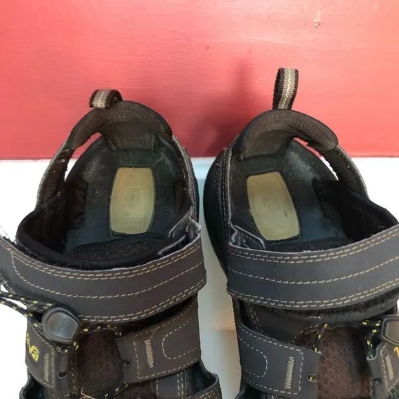 Teva NWOT Men's close toe sandal (9)