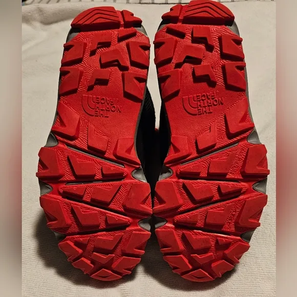 The North Face Boots TNF Jr. Hedgehog Hiker II Mid Hiking Shoes, Waterproof EUC