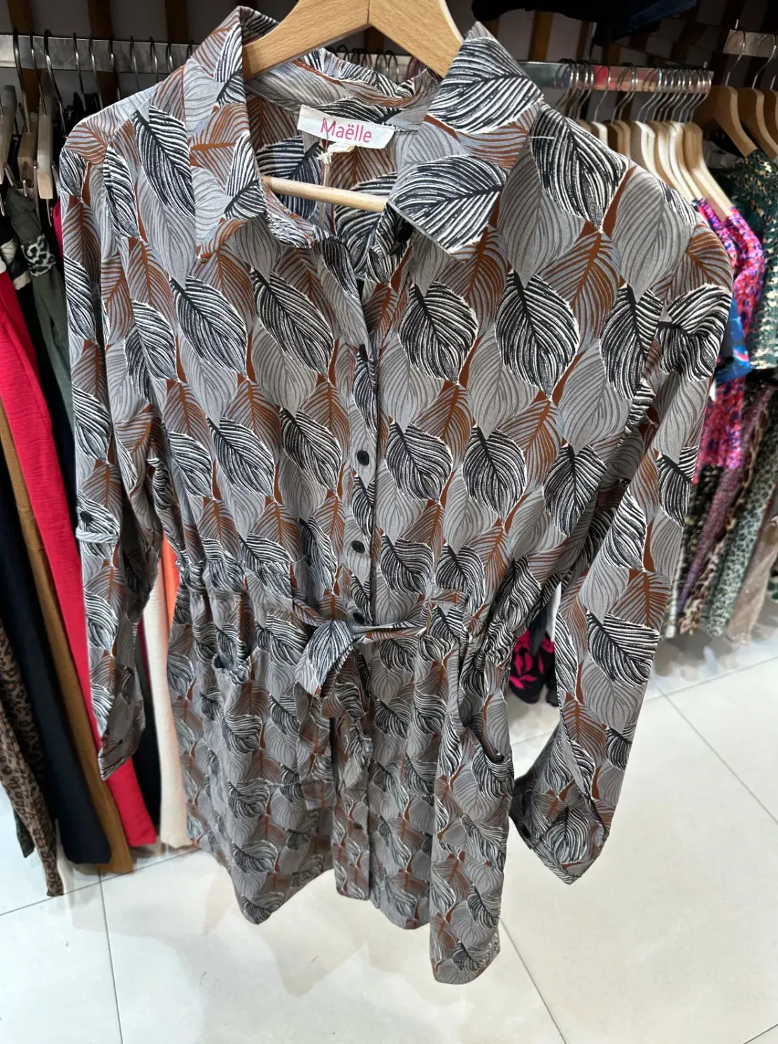 Tillie - Leaf Print Belted Shirt Dress