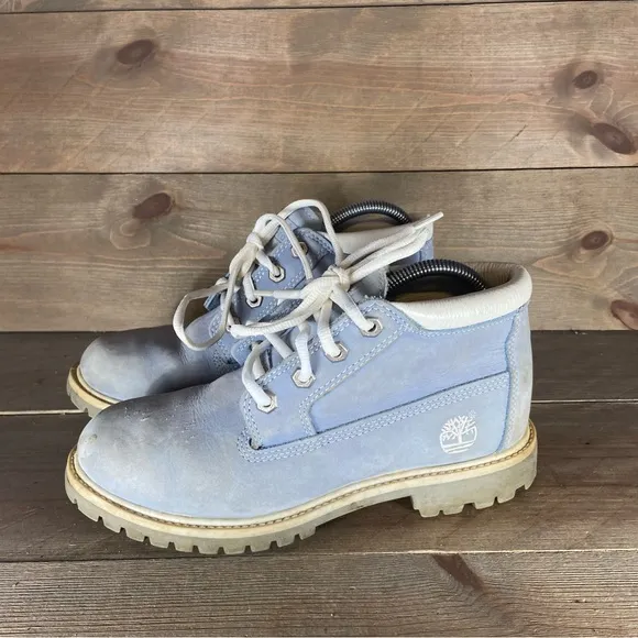Timberland Nellie Womens size 7.5 shoes blue waterproof chukka boots