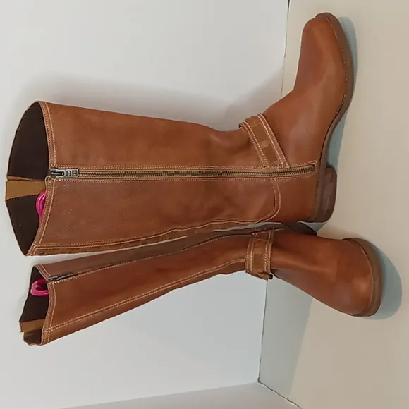 Timberland Savin Hill-Tall Leather Boots -w/ Zippers --British Tan - 7 women's