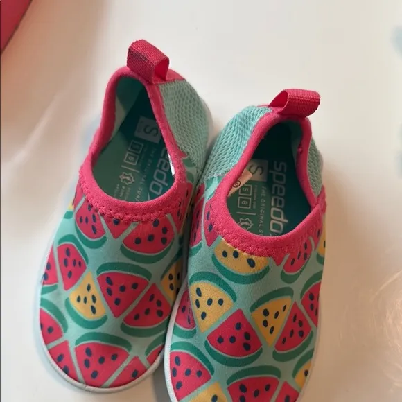 Toddler Girls Summer Sandals and Water shoes Size 5&amp;6
